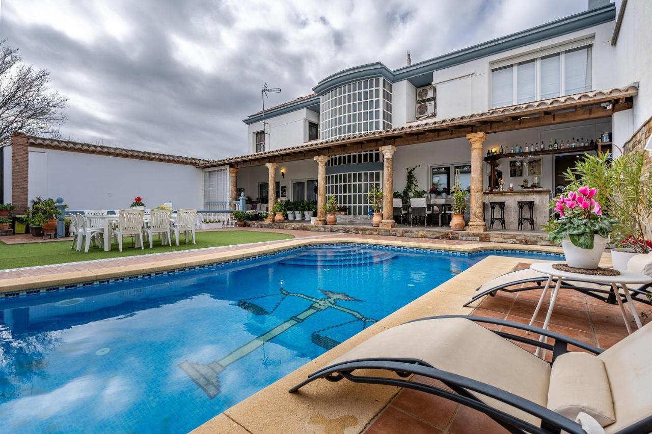 IlloraCasa De Amigos La Latina Con Piscina, Chimenea Y Barbacoa别墅 外观 照片